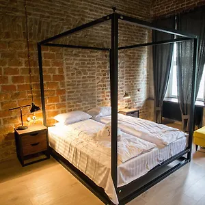 Apartament Justlvivit At The Rynok Square, Lwów